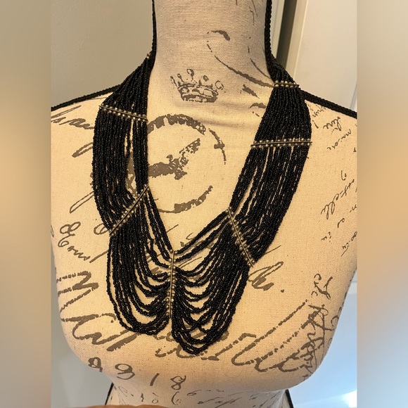 Vintage Multi Strand Hand Strung, Native, Black Seed Bead, Cleopatra Necklace. - Picture 4 of 8